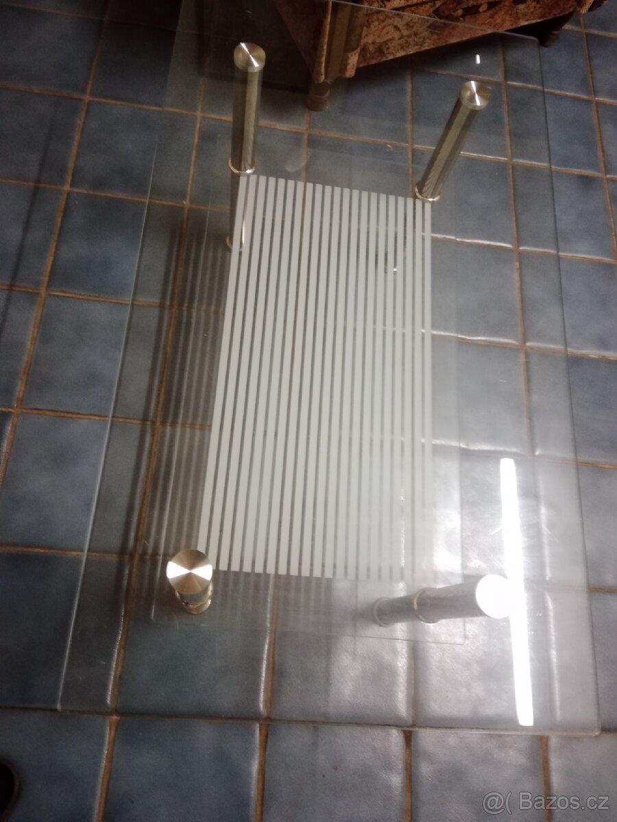 Konferenční stolek - 2