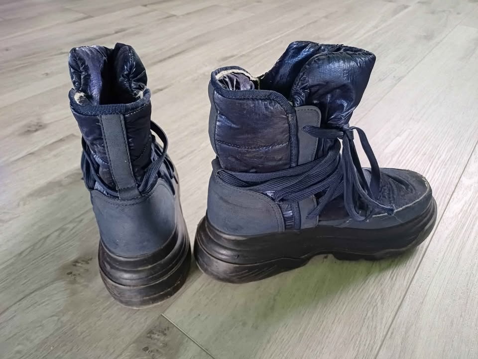 Dívčí/dámské zimní boty Baťa vel 40 - 2