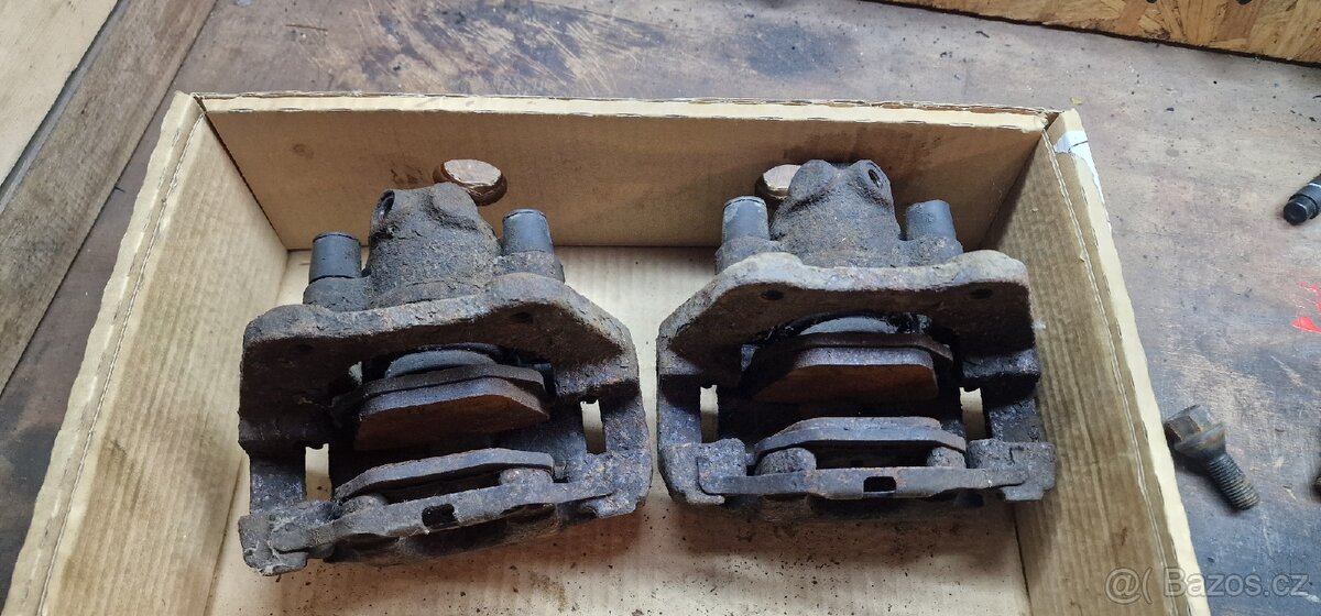 Zadní brzdy E46 330d - 2