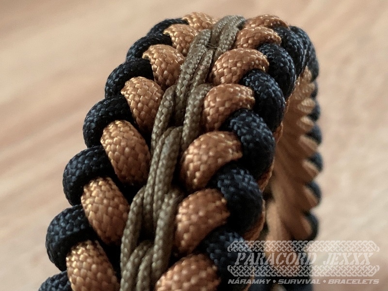 Paracord náramek (19 cm) black - brown - bronze - 2