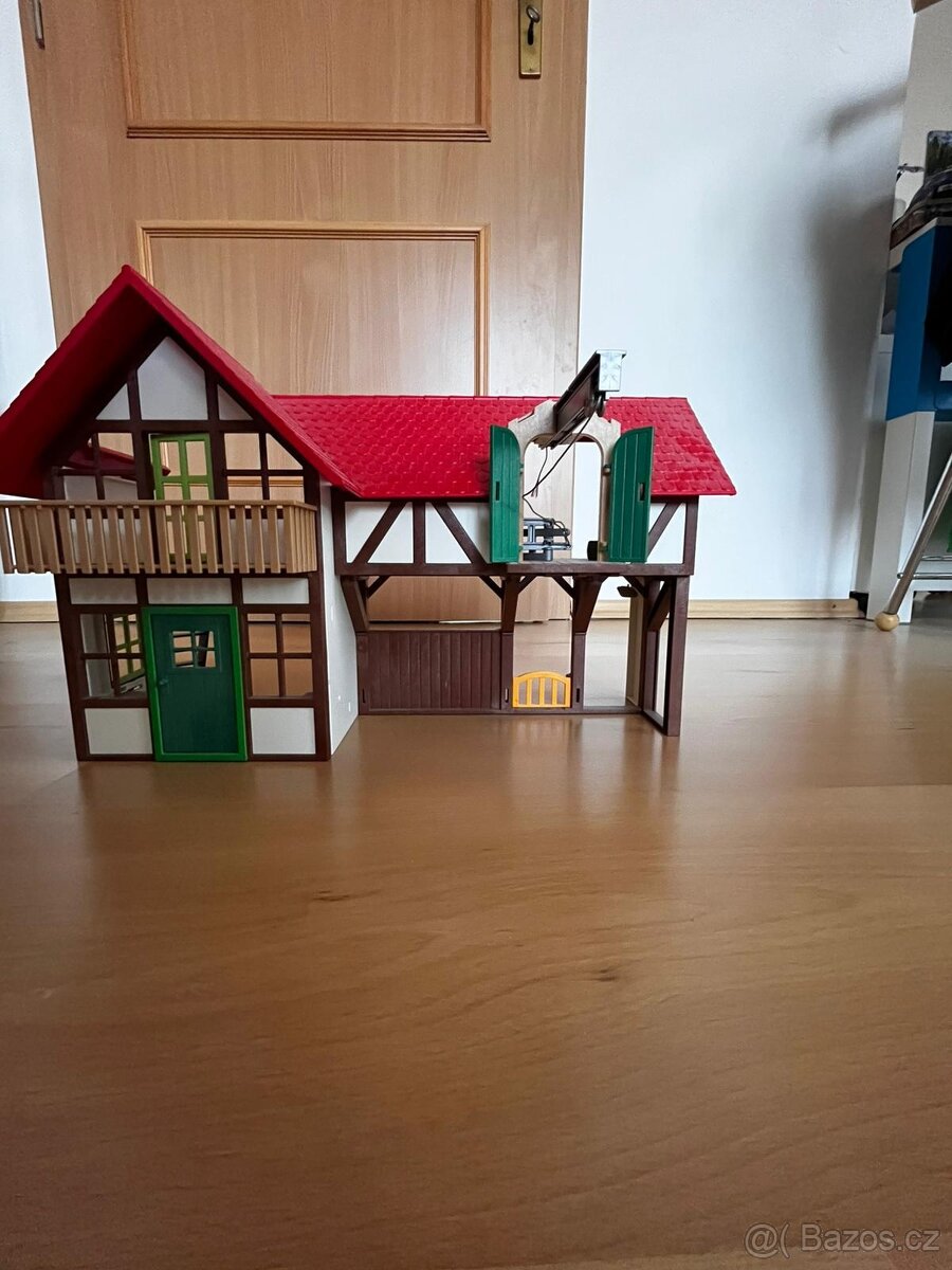 Prodám farmu Playmobile - 2