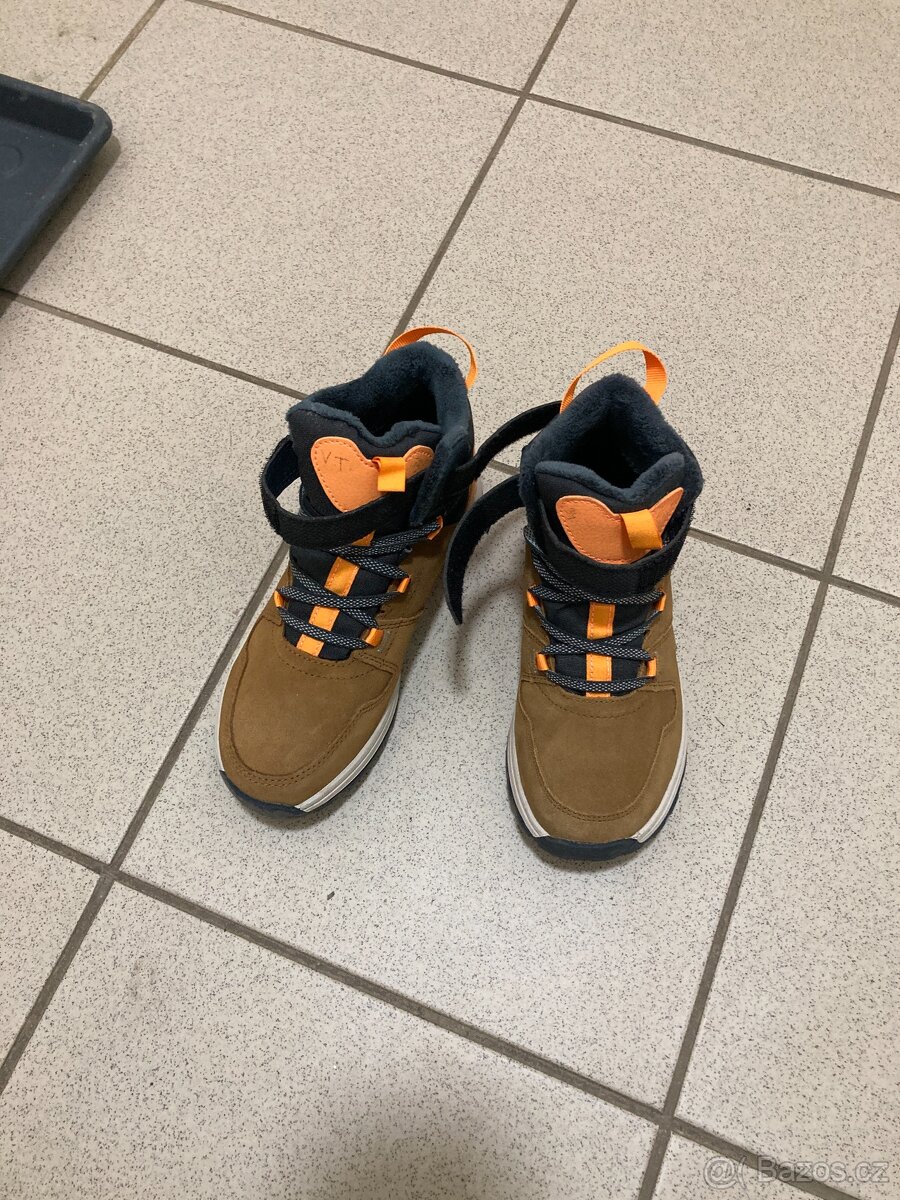 QUECHUA, boty 34 Nové - 2