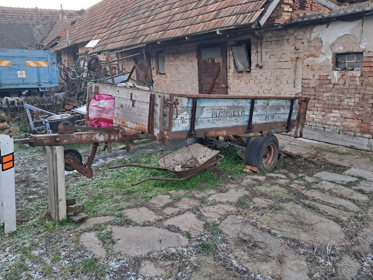 Podvozek na vlečku - 2