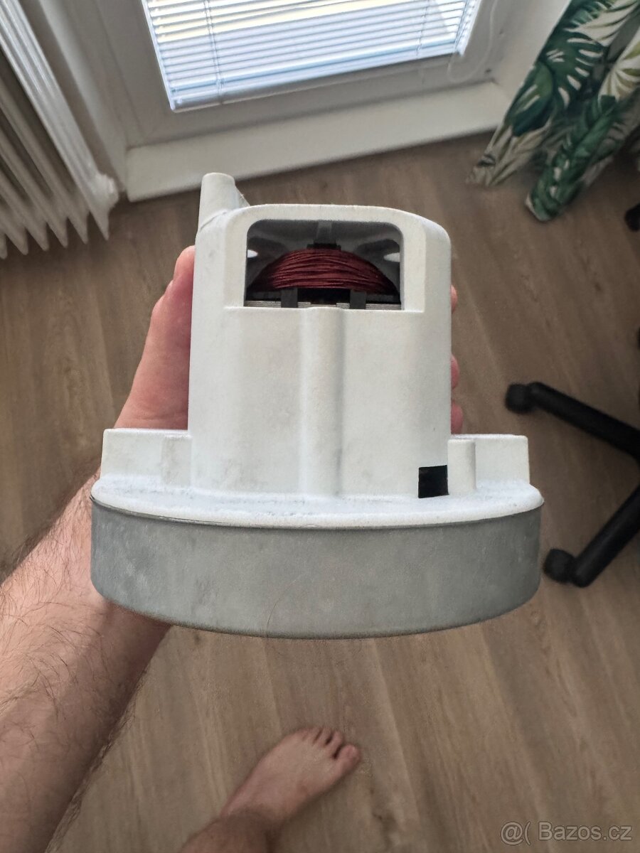 Motor do vysavače Miele - 2