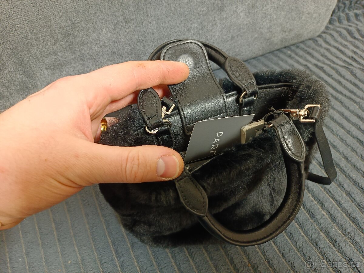 Kabelka chlupatá - 2