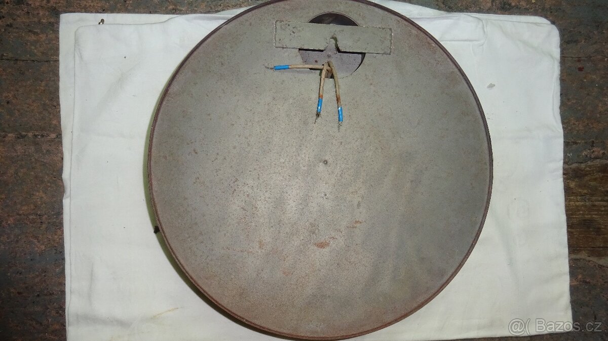 Prachotěsné podružné hodiny IBM - 2