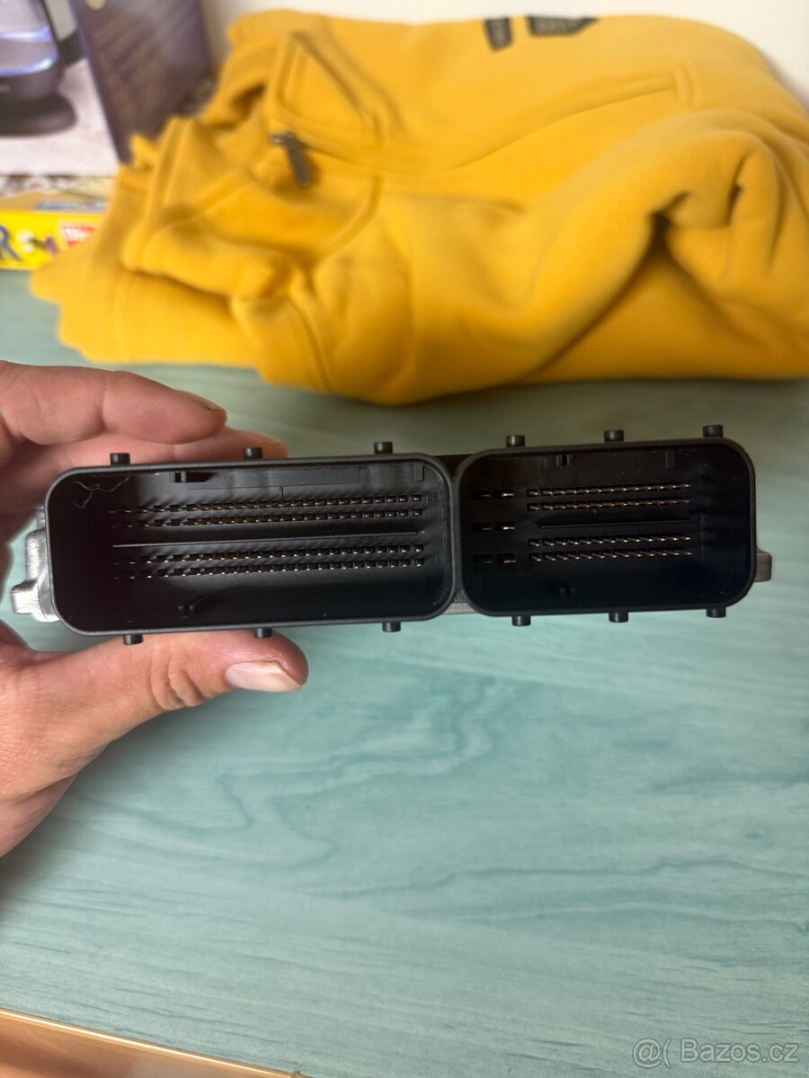 Jednotka motoru bmw 118d e87 - 2