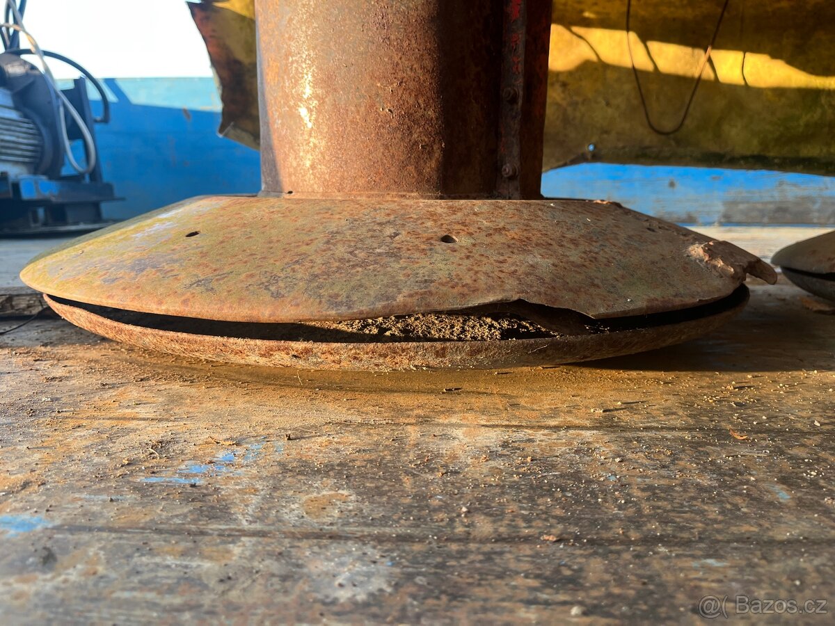 Bubnová sekačka ŽTR 140 ND - 2