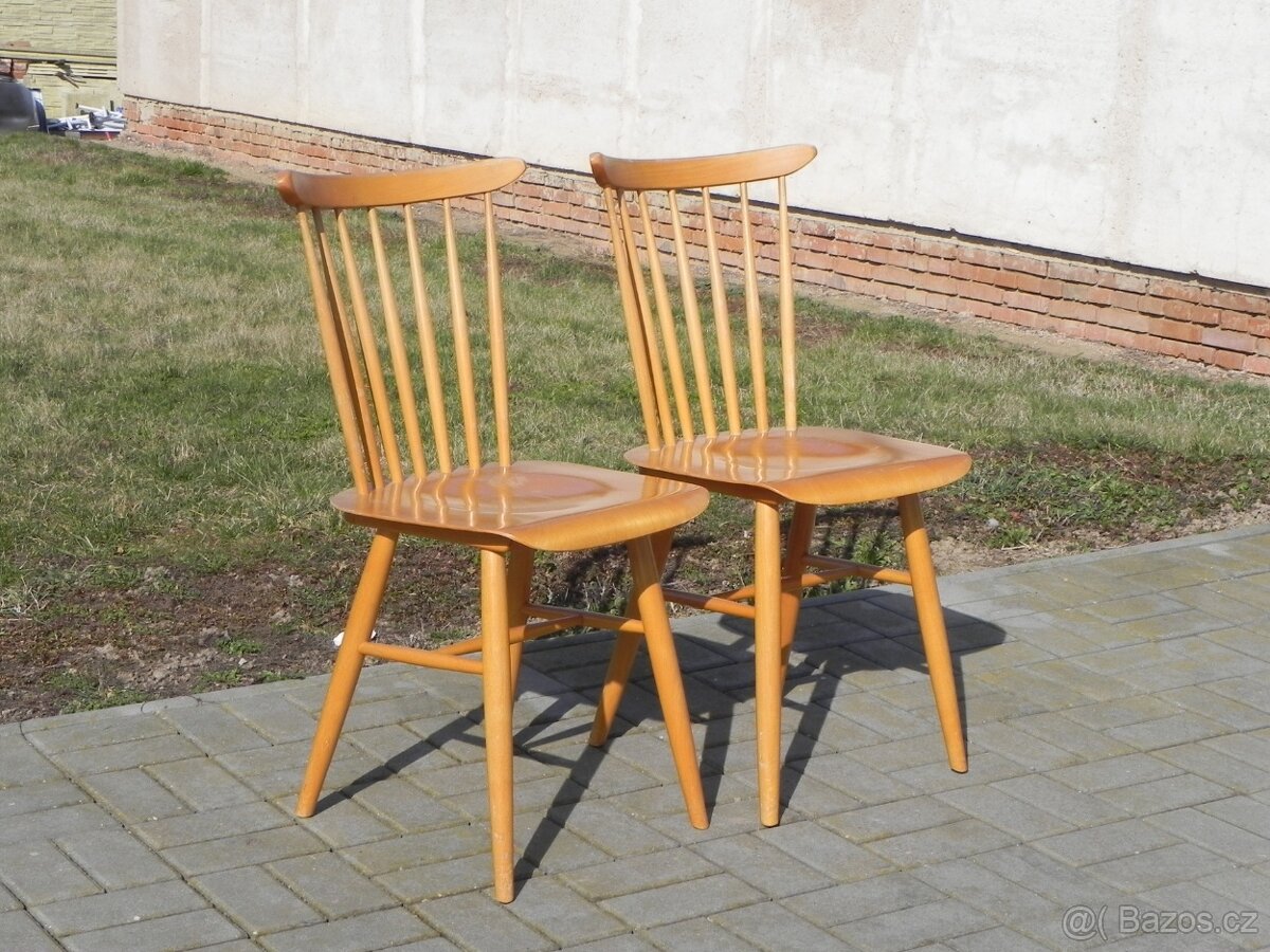 Staré židle TON - 2