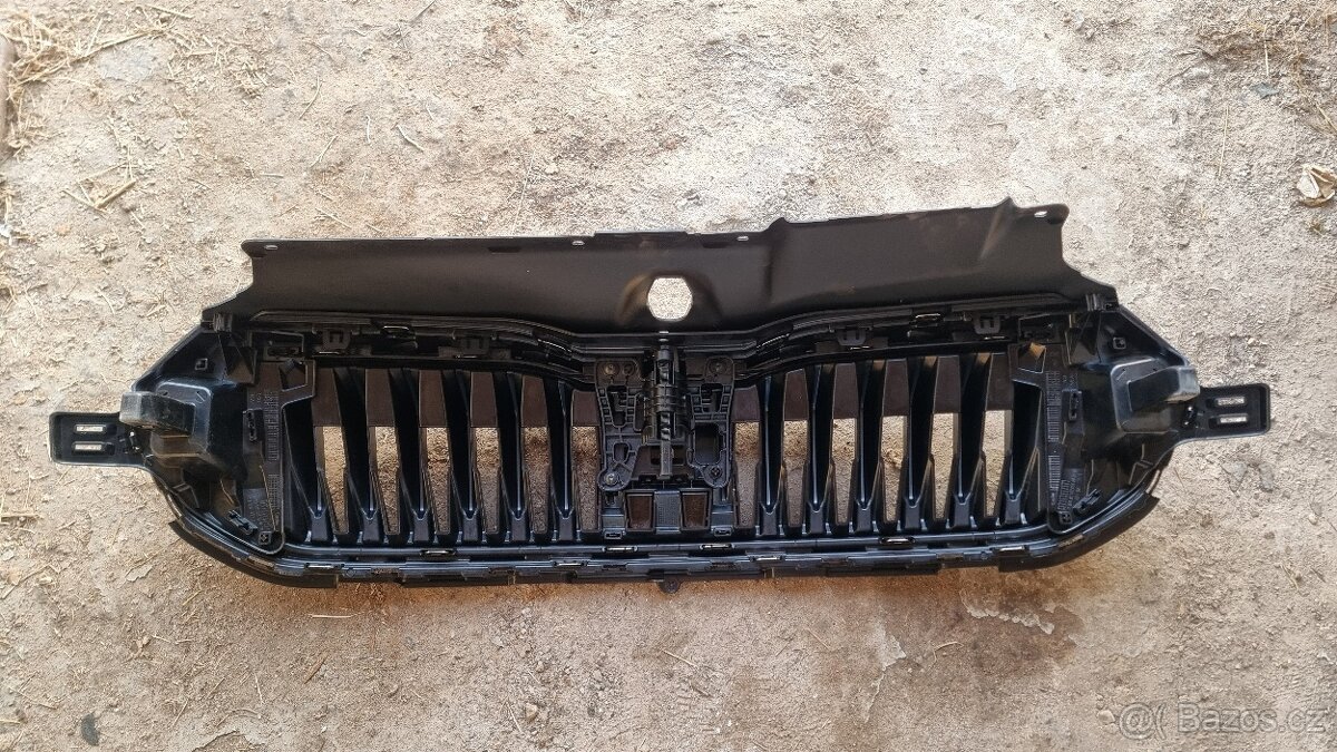 Škoda Scala 657853653A maska - 2