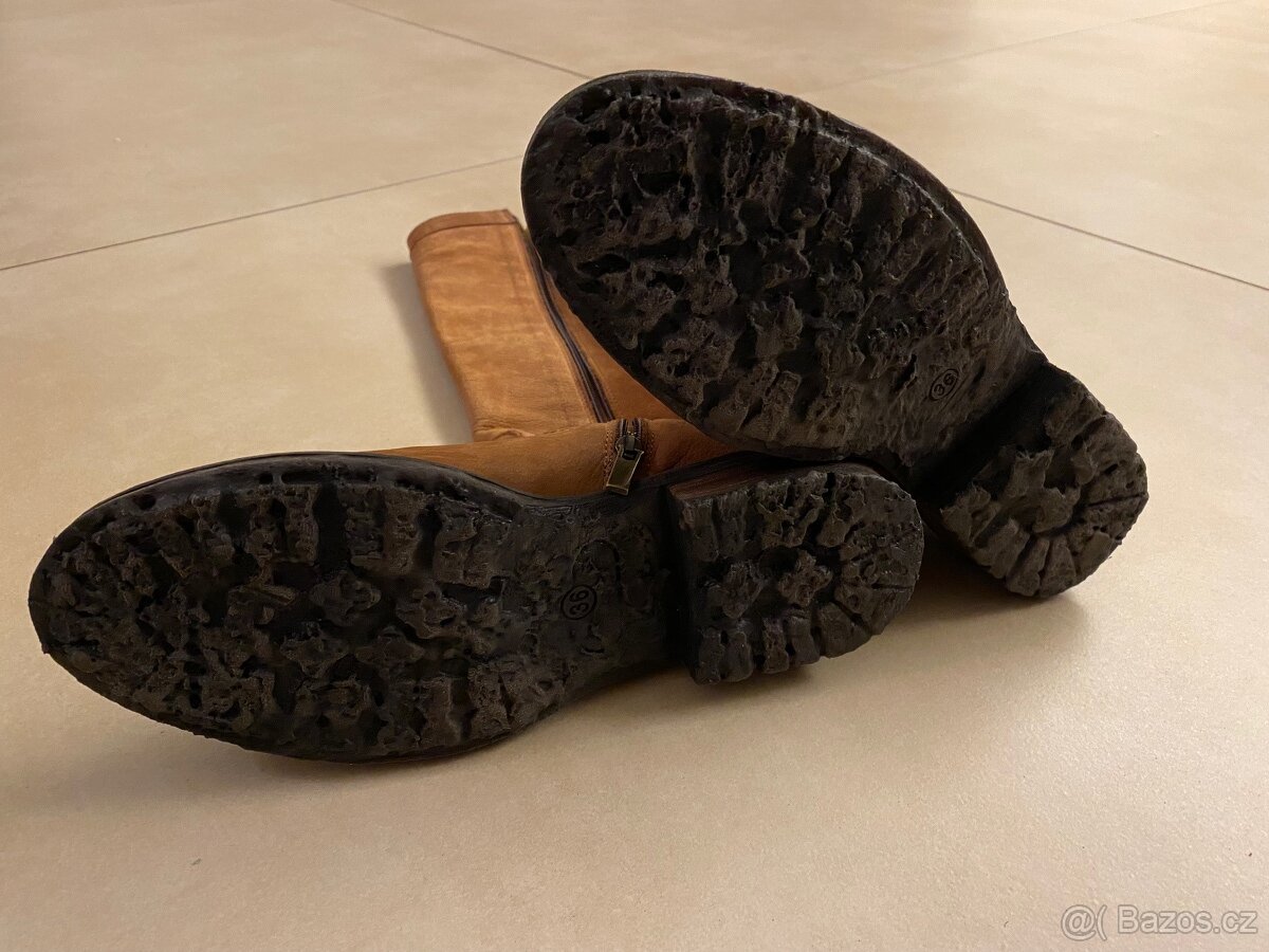 kožené kozačky nové vel. 36 - 2