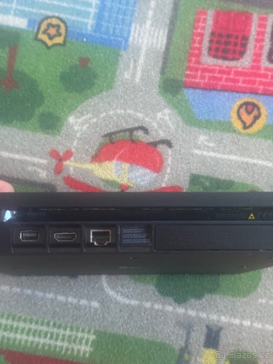 Sony PlayStation 4 Slim, 1TB černá použitý - 2