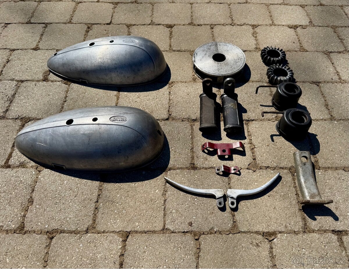 Jawa ČZ kývačka, panelka, pérák, ČZ - dily - 2