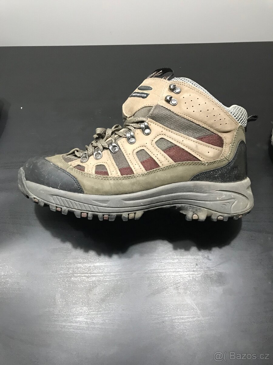 Hiking shoes - 2