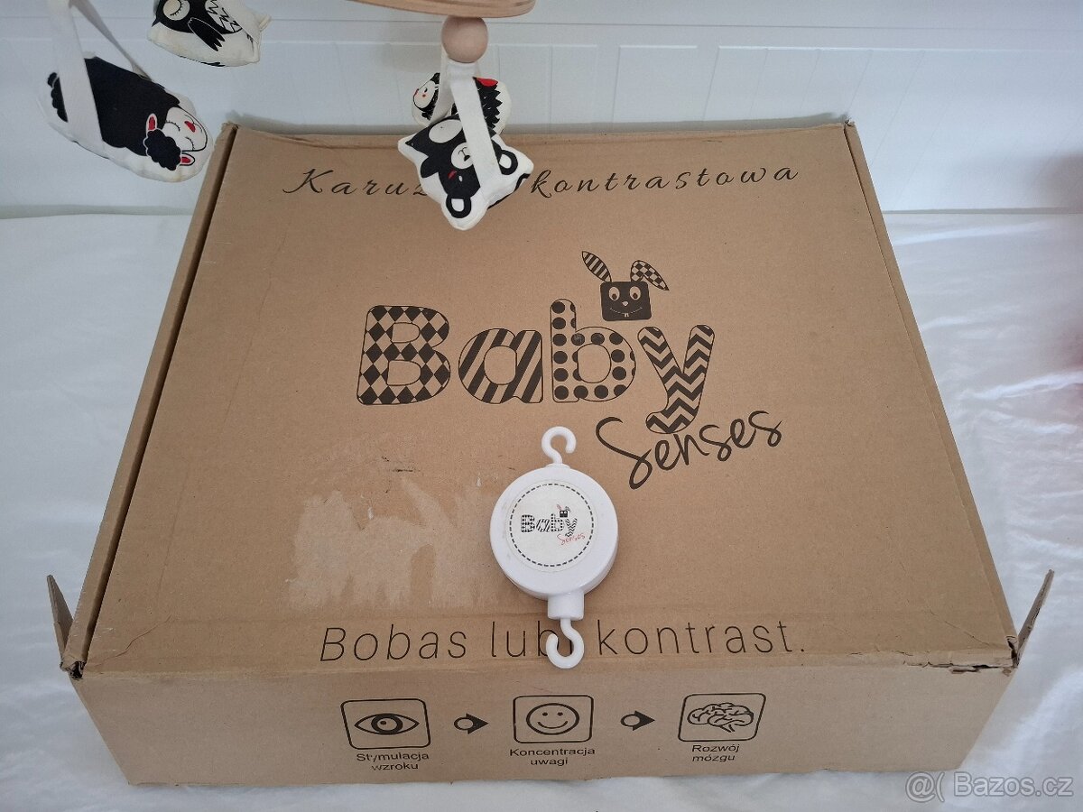 Dřevěný kolotoč nad postýlku - 2