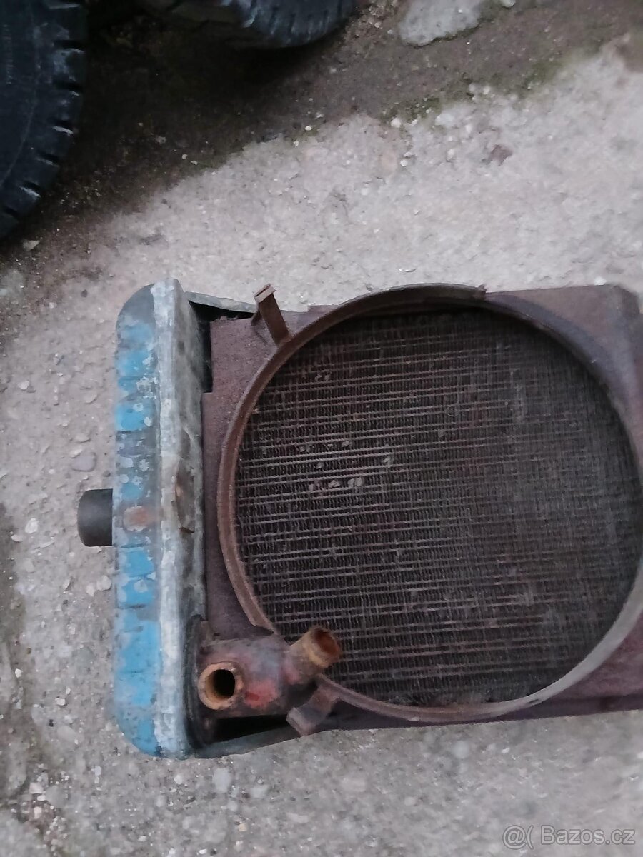 Prodám originál chladič na ZETOR25 - 2