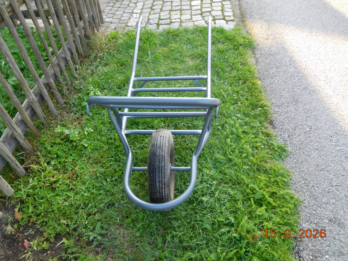 trakař kovový - 2