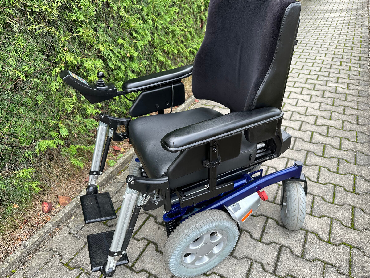 Elektrický invalidní vozík - 2