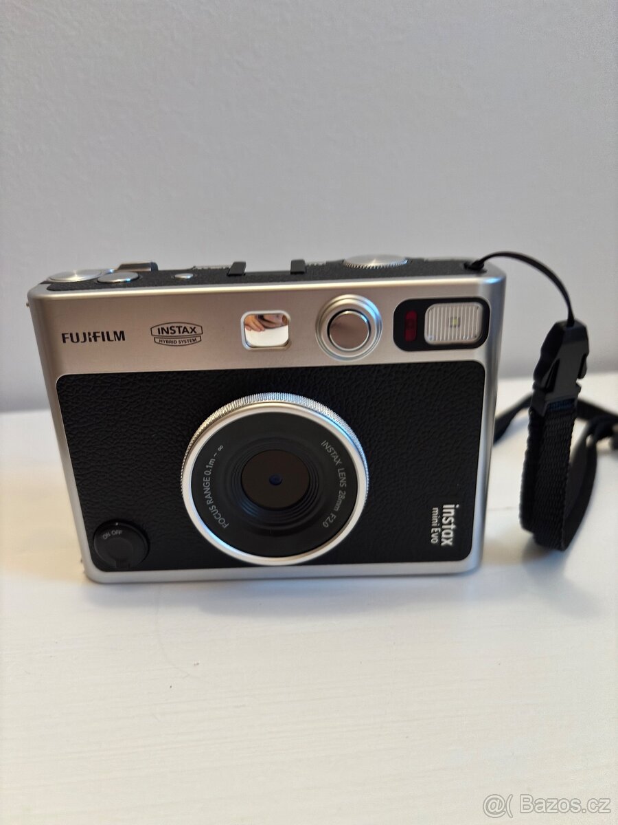 Fujifilm Instax Mini EVO Black - 2