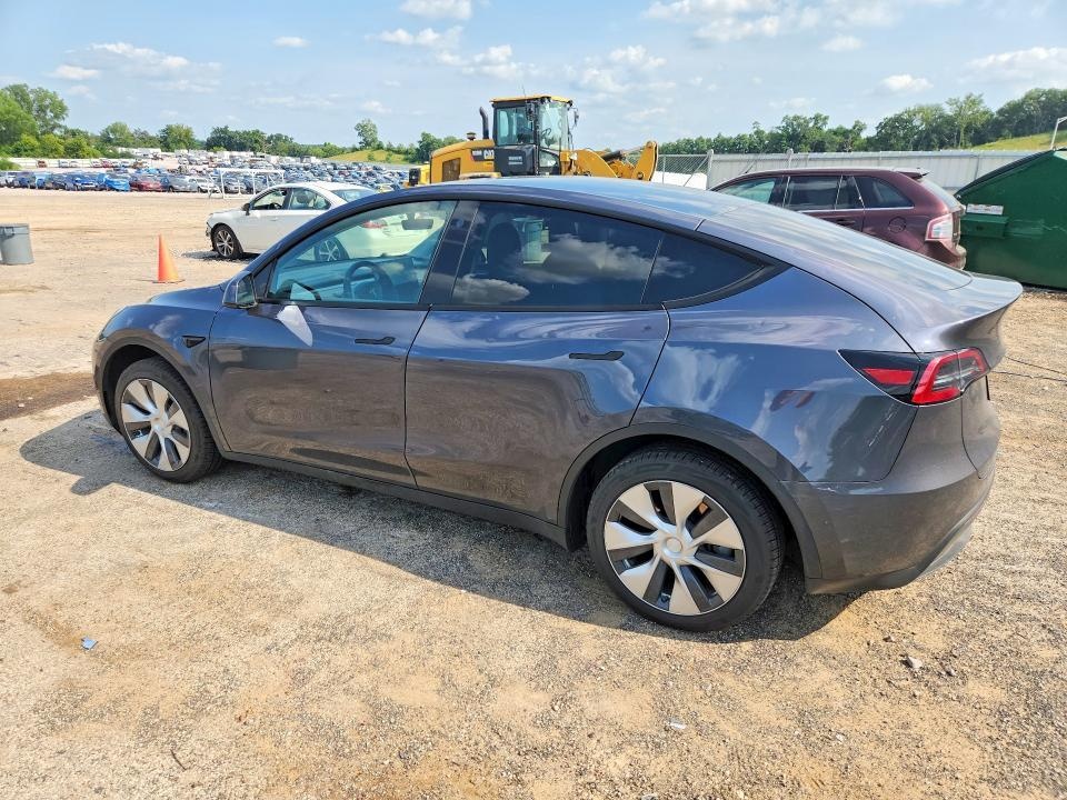 Tesla Model Y 2023 - 2