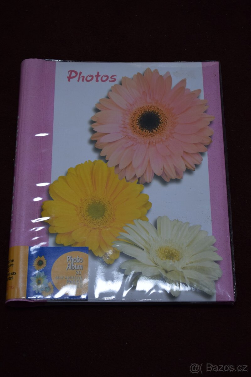 sadrová dáma s knihou - 2