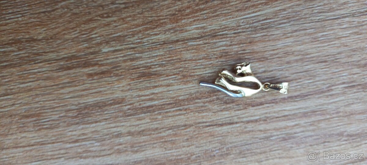 Zlatý přívěsek 14karát - 2