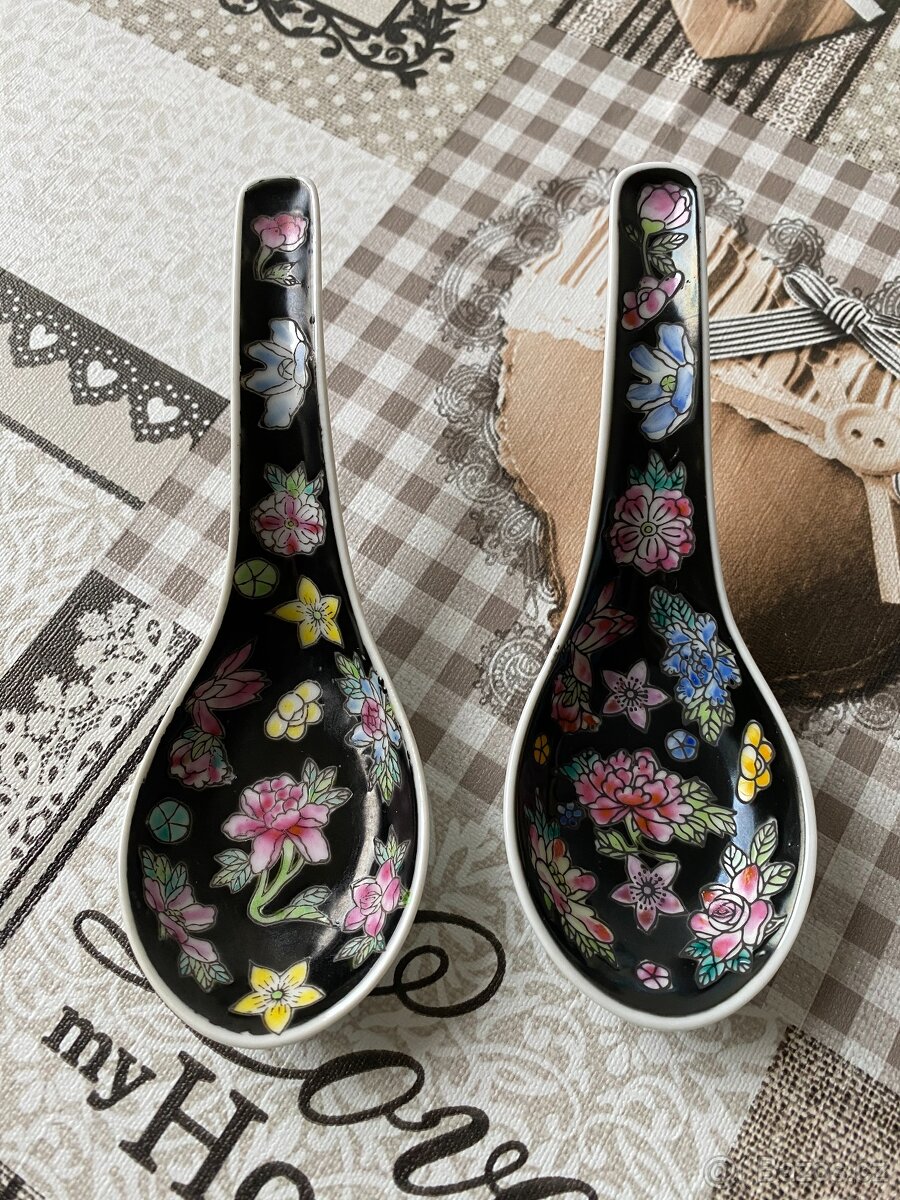 Retro souprava z čínského porcelánu II - motiv květiny - 2