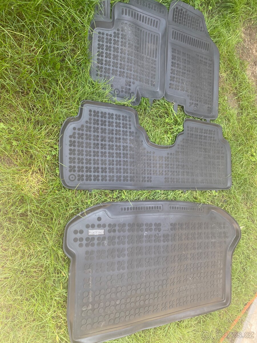 Komplet koberců na Hyundai ix20 - 2