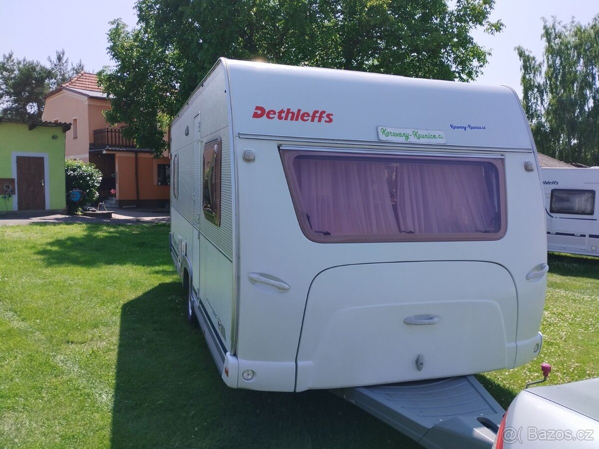 DETHLEFFS pro 4.Fr.postel. Mover+bat. Sprcha. 100km/h - 2