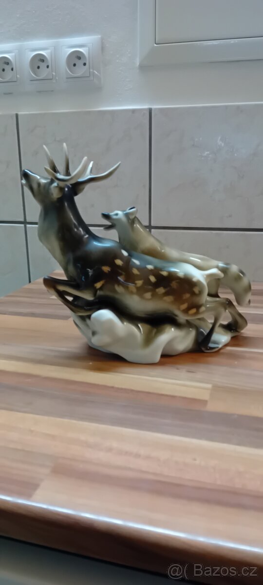 Porcelánový jelen - 2