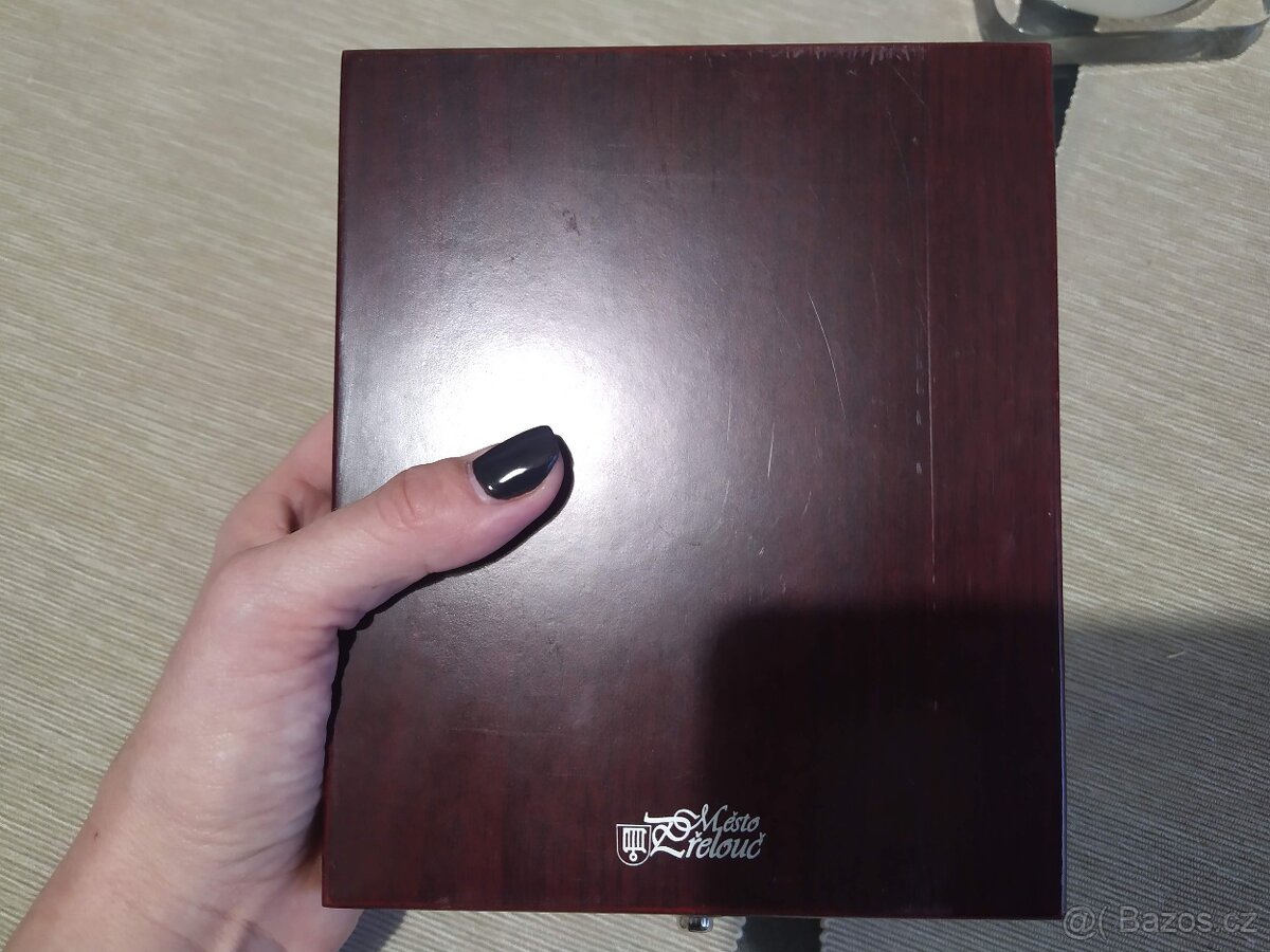 Dárková sada na víno nová - 2