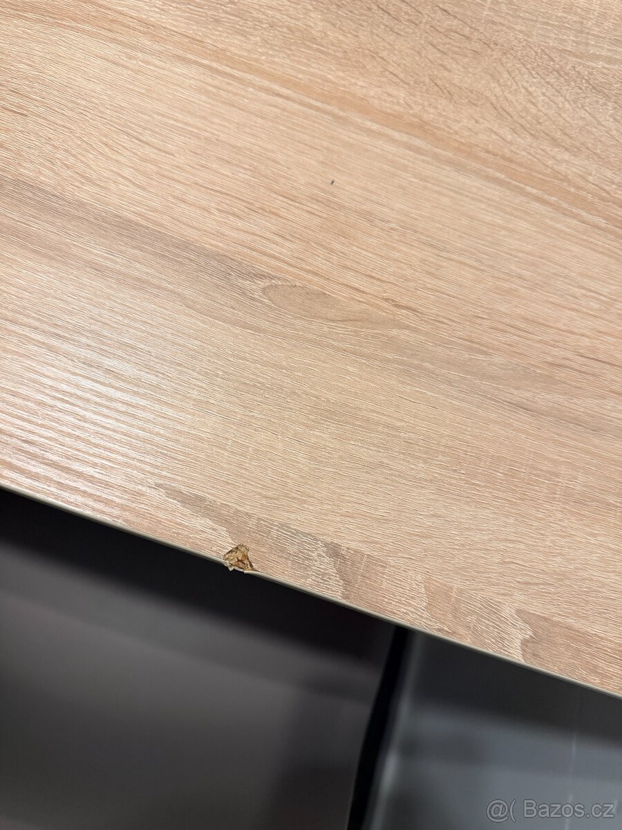 Rozkládací jídelní stůl - 2