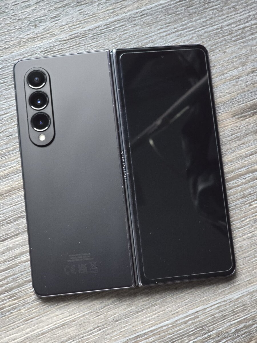 Samsung Z Fold 4 - 2