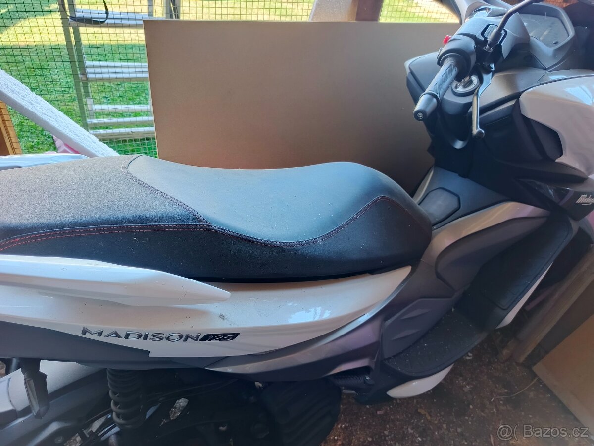 Malaguti Madison 125 prototyp na dily - 2