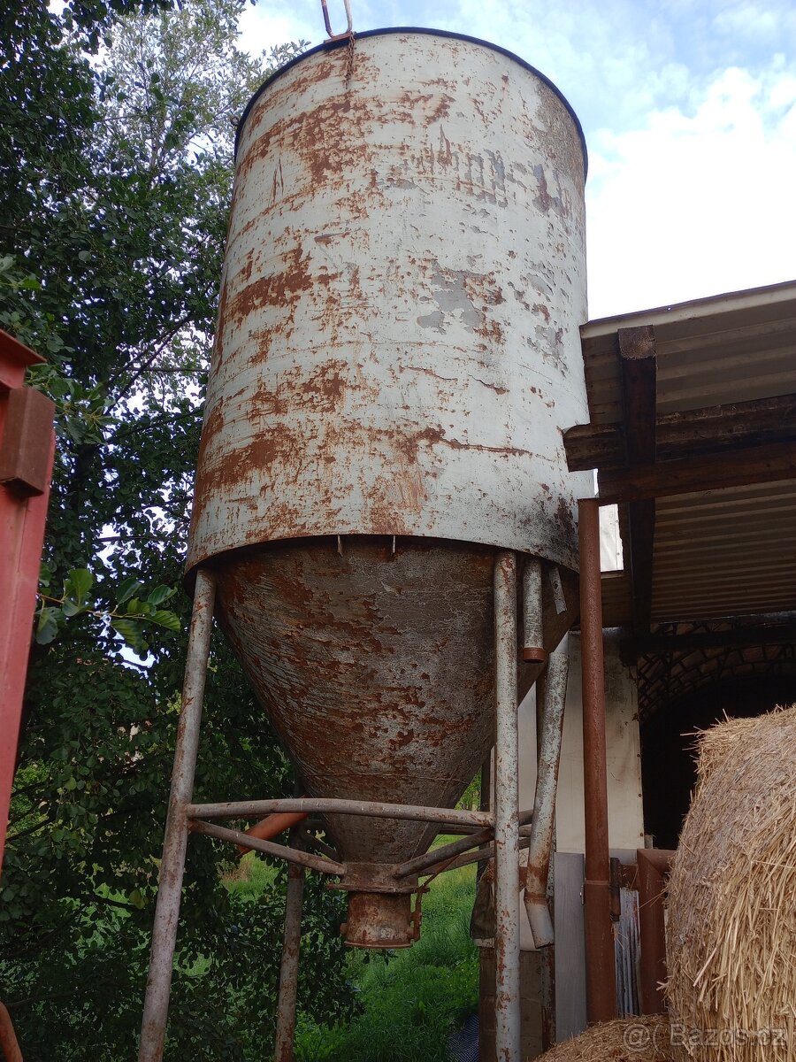 Silo na obilí - 2