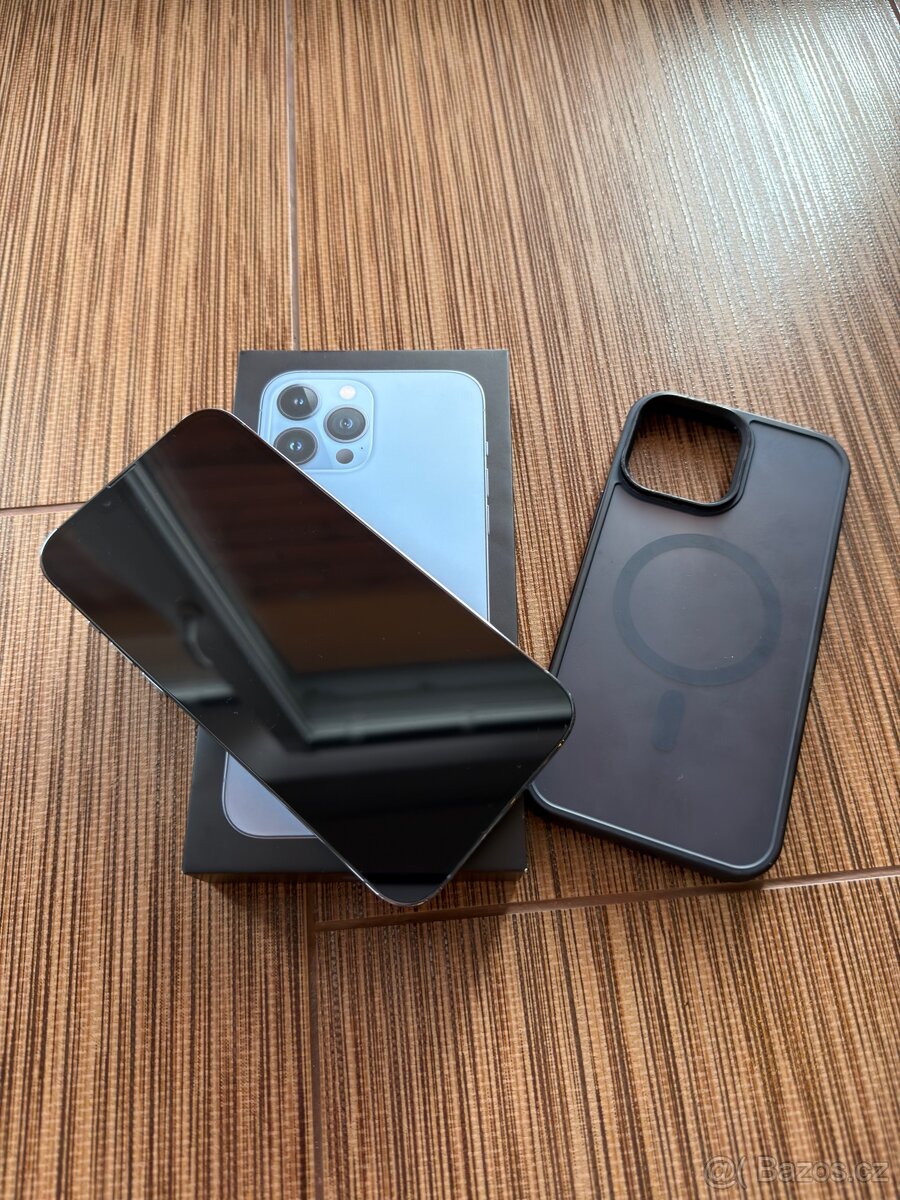 Apple iPhone 13 Pro Max 256 gb - modrý - 2