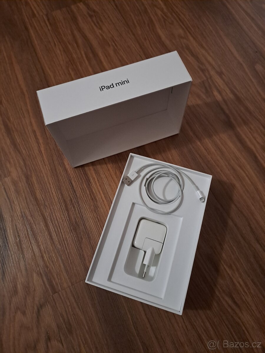 Apple iPad 5.gen. - 2