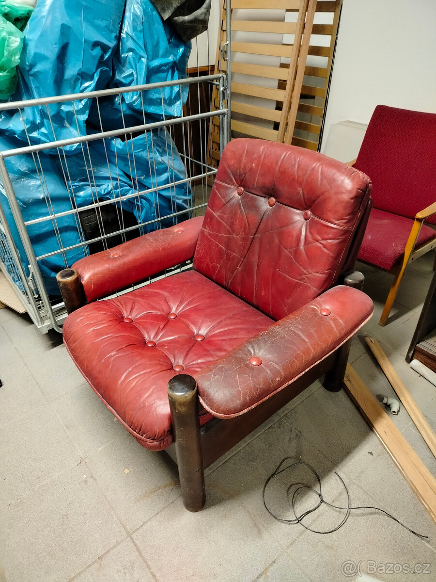 Kožené křeslo - 2