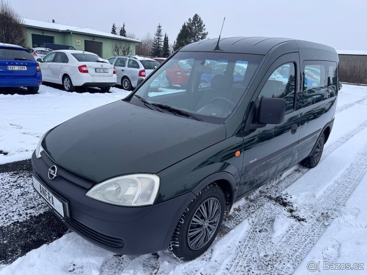 Opel Combo 1.7 DTi, 5-ti místné, TK 12/27 - 2