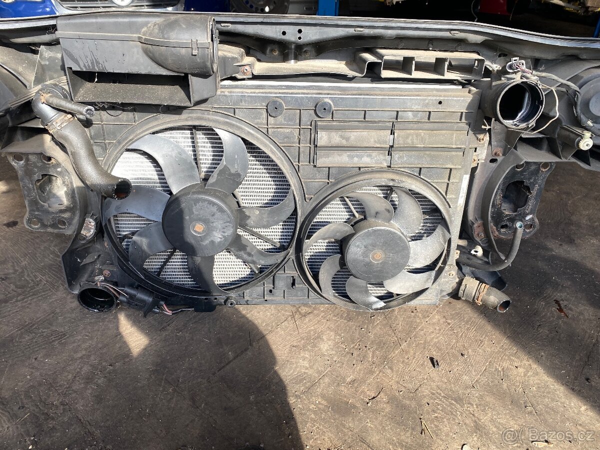 CHLADIČOVÁ STĚNA VW PASSAT B6 2.0 TDi - 2