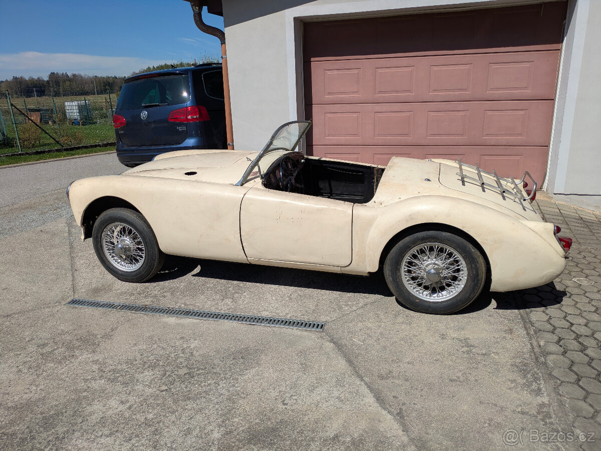 MG MGA 1500 - 2
