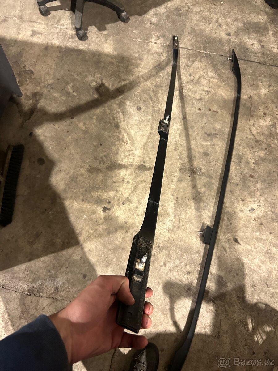 Bmw e61 - příčníky - 2