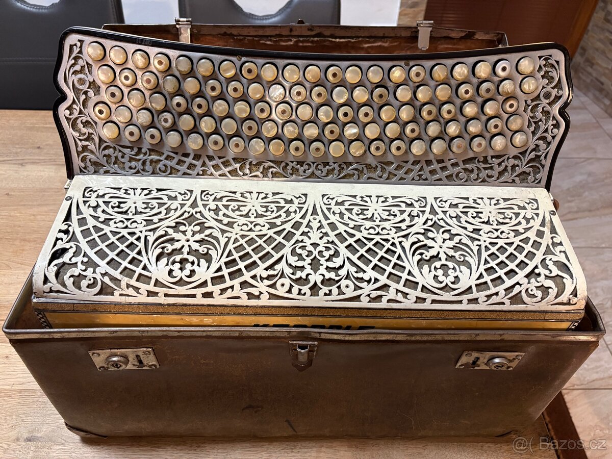 AKORDEON KEBRDLE - 2