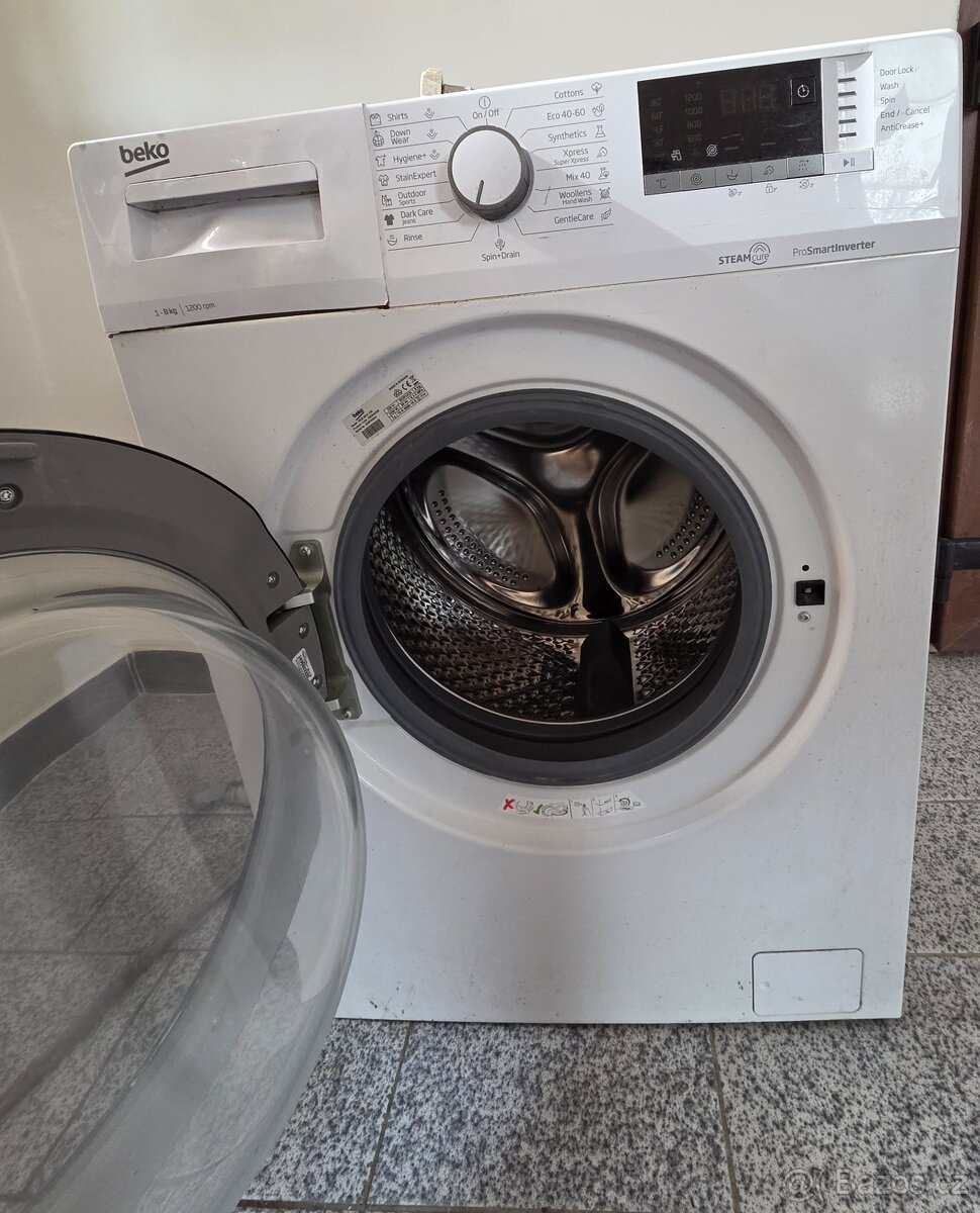 Pracka beko na 8kg prádla - 2