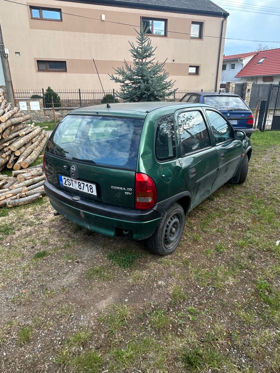 Opel corsa - 2