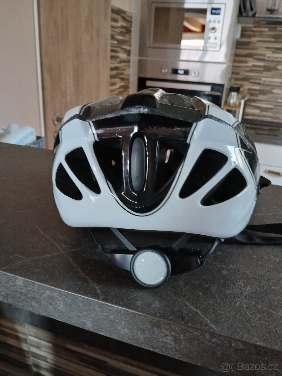 Cyklistická helma - 2