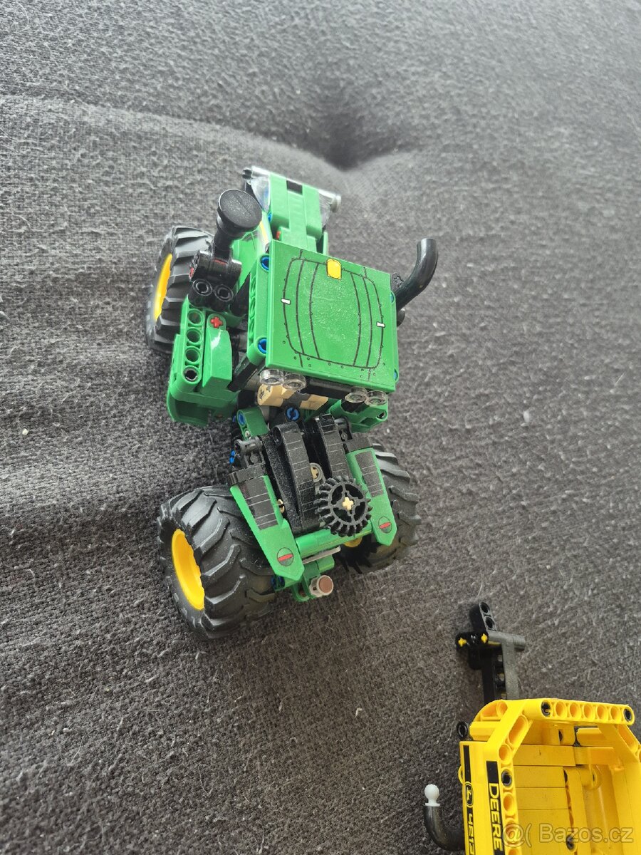 Lego kloubový traktor - 2