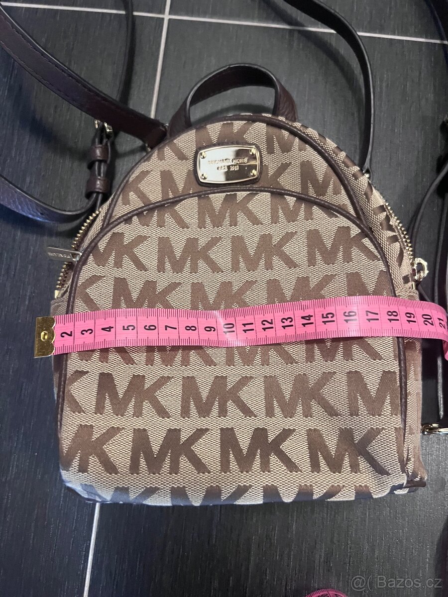 Mini batůžek Michael Kors - 2
