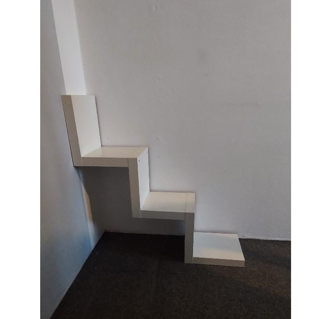 Bílá police Ikea - 2