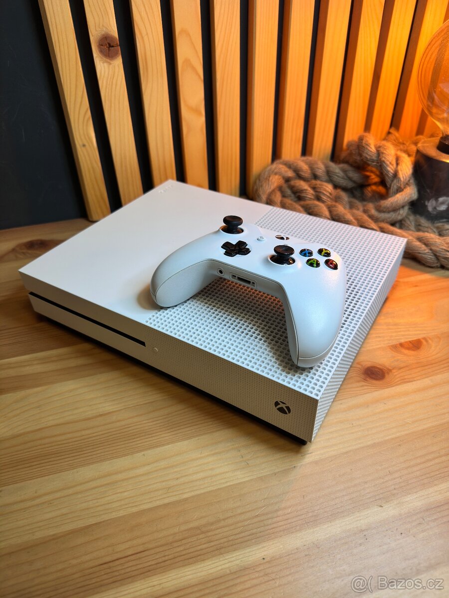 Microsoft XBOX One S 1TB - 2